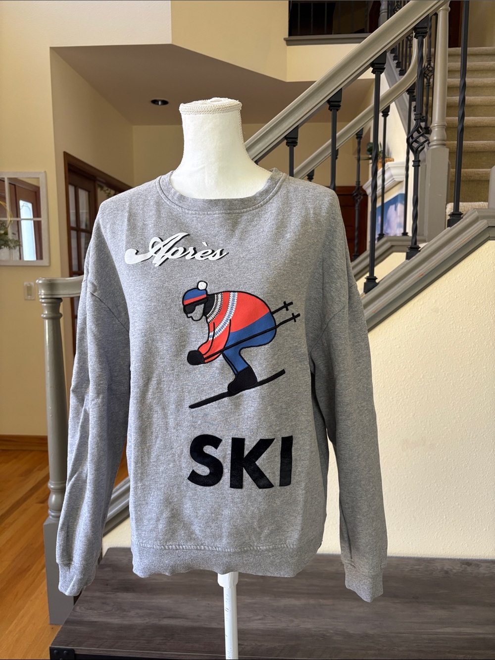 KULE The Raleigh Après Ski Gray Sweatshirt Size Small